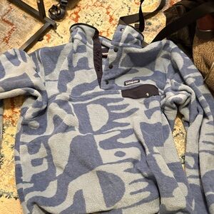 Patterned Patagonia Synchilla